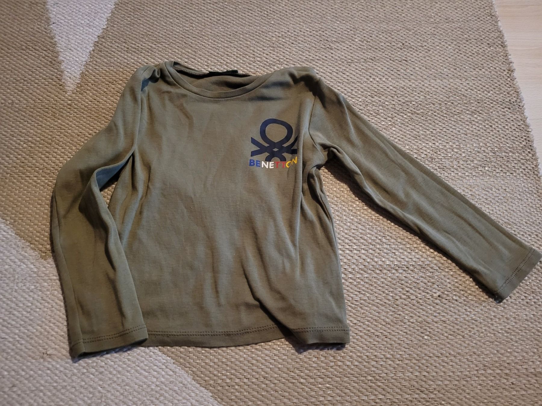 Benetton Pulls et sweat-shirts: Pullover Benetton gr. 92 – D'occasion à Inwil par Flower2325