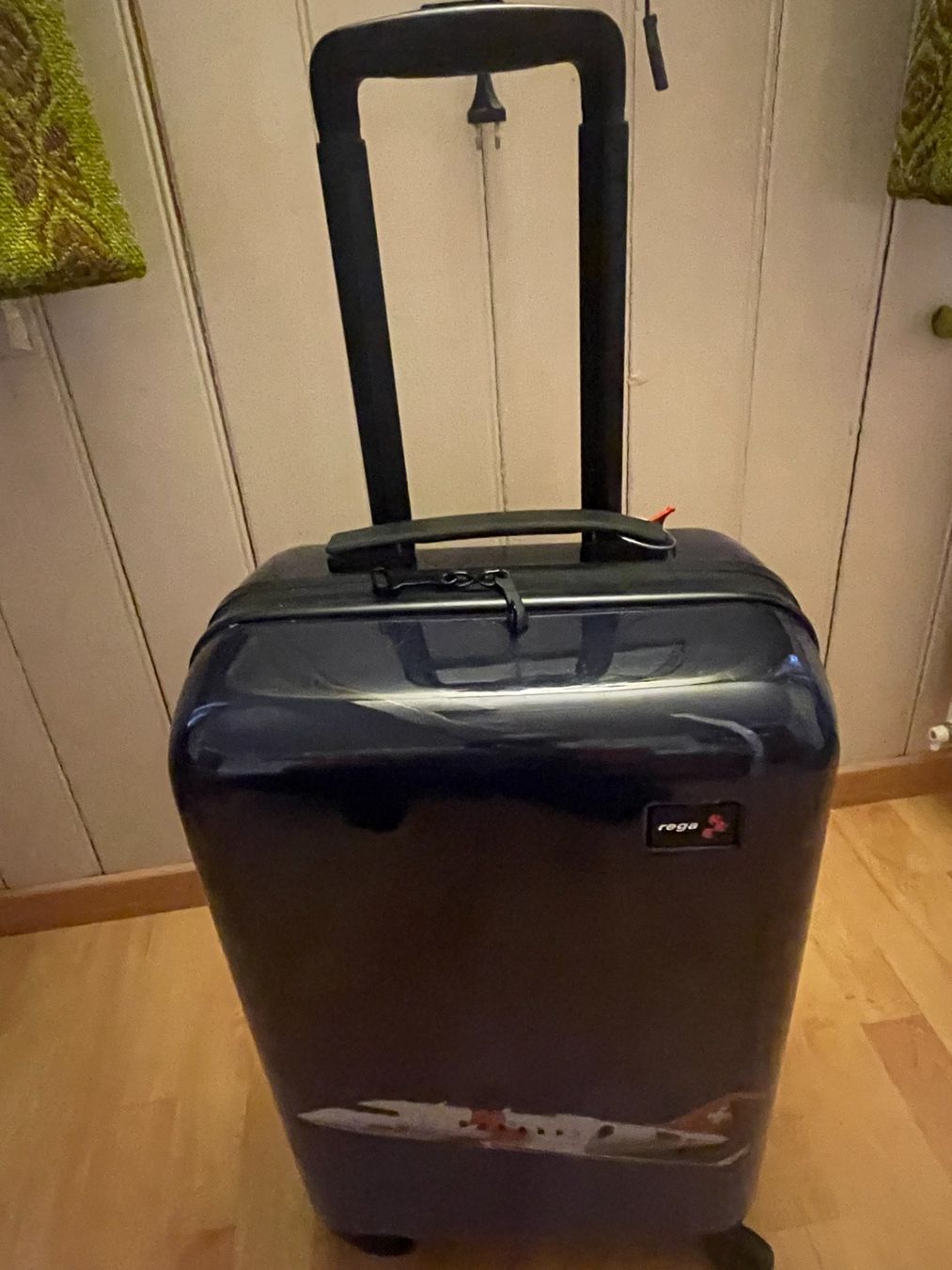 Reisekoffer: Handgepäck – Gebraucht aus Zürich von Delphin0506