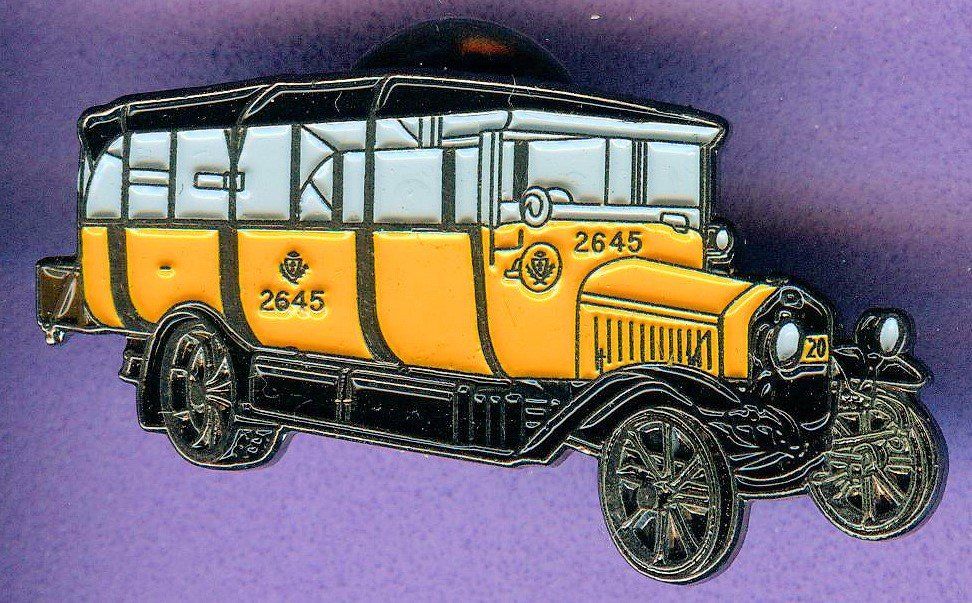 Plaquettes & Badges: PTT  Postauto  Oldtimer – D'occasion à Winterthur par Sammleroase