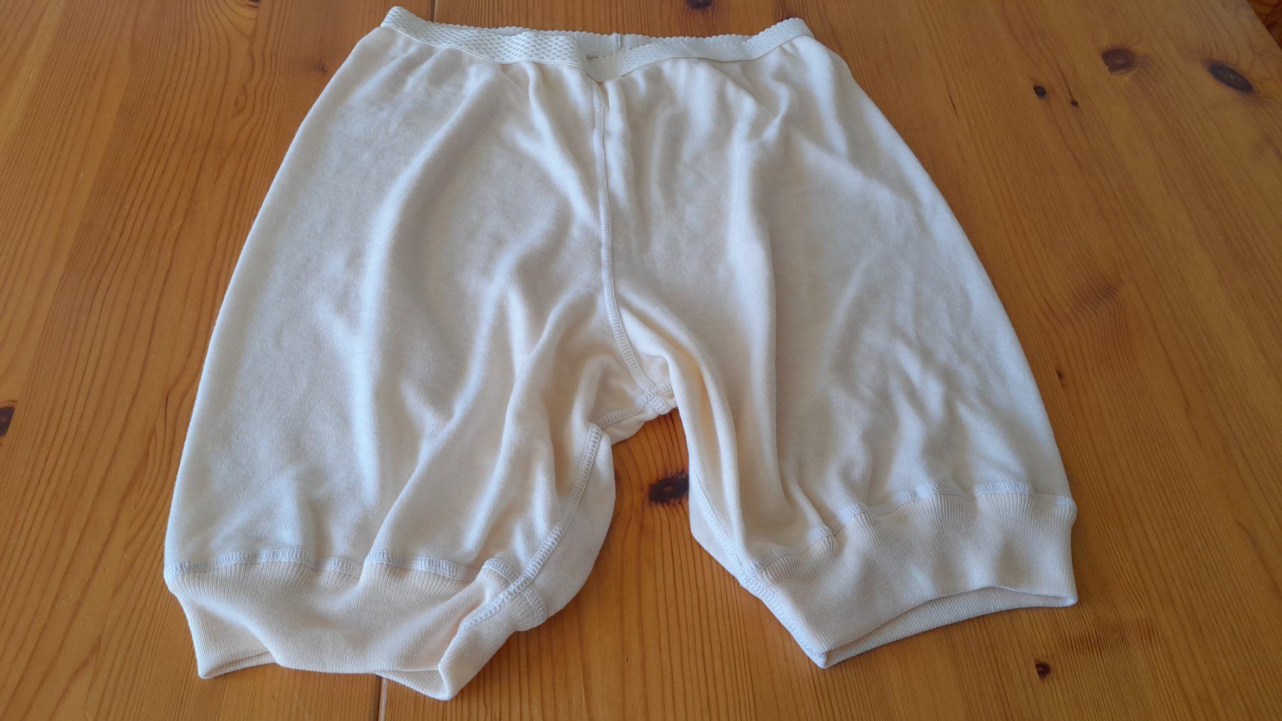 Altra biancheria intima: Damen Unterwäsche gr. M – Usato da Nesslau venduto da Churfirsten08 1