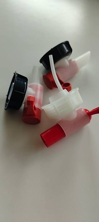 Accessori per altri veicoli: Ausgiesshahn Kanister DIN45 – Nuovo e nell'imballaggio originale da Muhen venduto da Hummingbird80