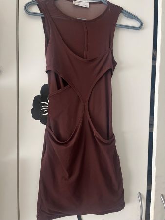 Bershka Kleid braun Grösse XS ohne Ärmel neuwertig