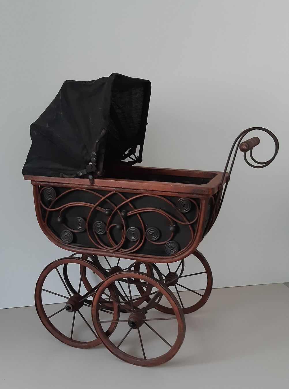 Carrozzine per bambole: Vintage Puppenwagen – Usato da Biel/Bienne venduto da Jumajo 2