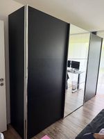 Gratis Kleiderschrank von Hubacher