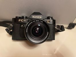Konica FC-1 kamera, Hexanon AR f3.5 28mm objektiv