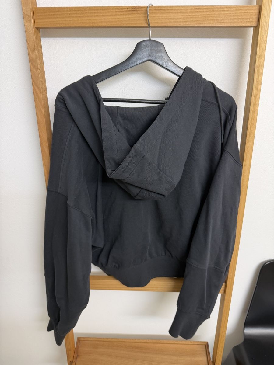 H&M Pullover & Sweatshirts: Kapuzenpulli H&M Sport  – Neu (gemäss Beschreibung) aus Neerach von the_modern_mini 2