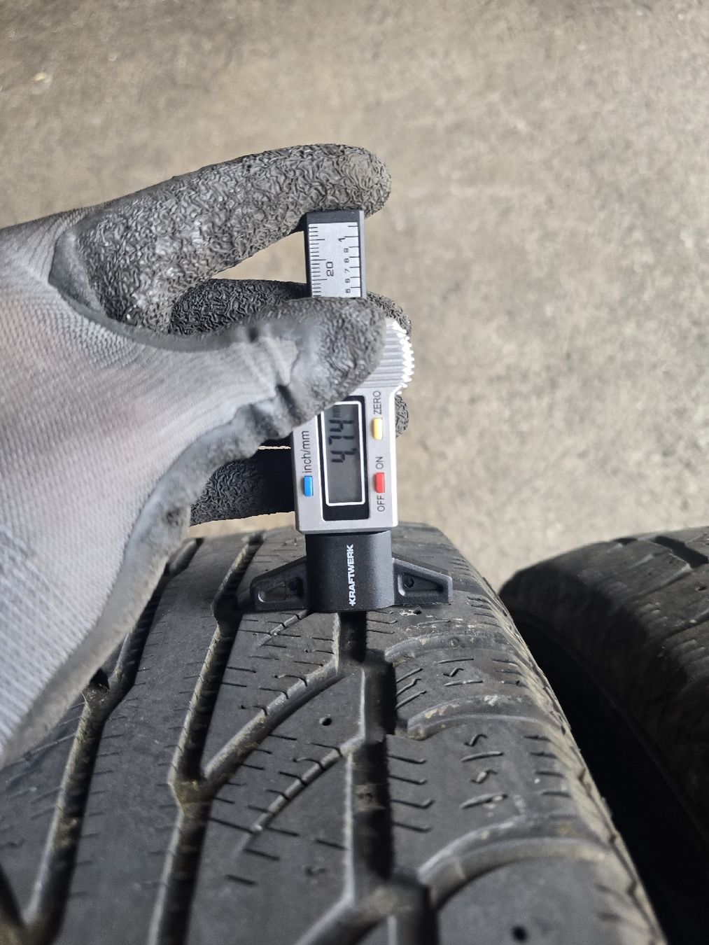 Cooper Pneus & Roues: 2 Stück 215/65R16 102T – D'occasion à Rickenbach SZ par Adi_1 2