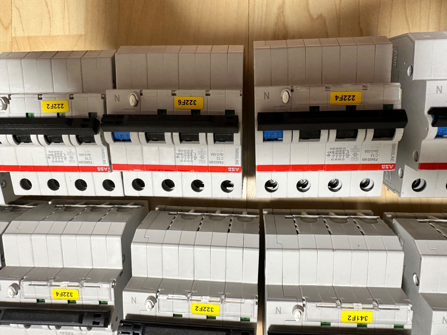 ABB Interruttori: 9x FI LS C13 A 4 Polig Smissline ABB – Usato da niederhasli venduto da rami016 4