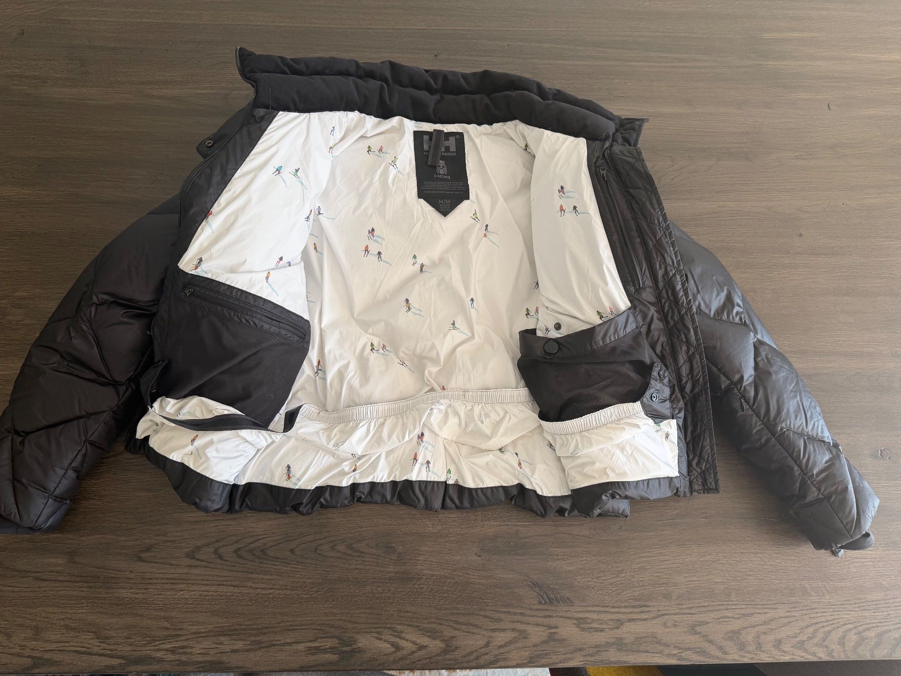 Helly Hansen Giacche: Winter Daunenjacke, Helly Hansen, schwarz, Gr. M/M – Usato da Sedrun venduto da ton_5mxj 5