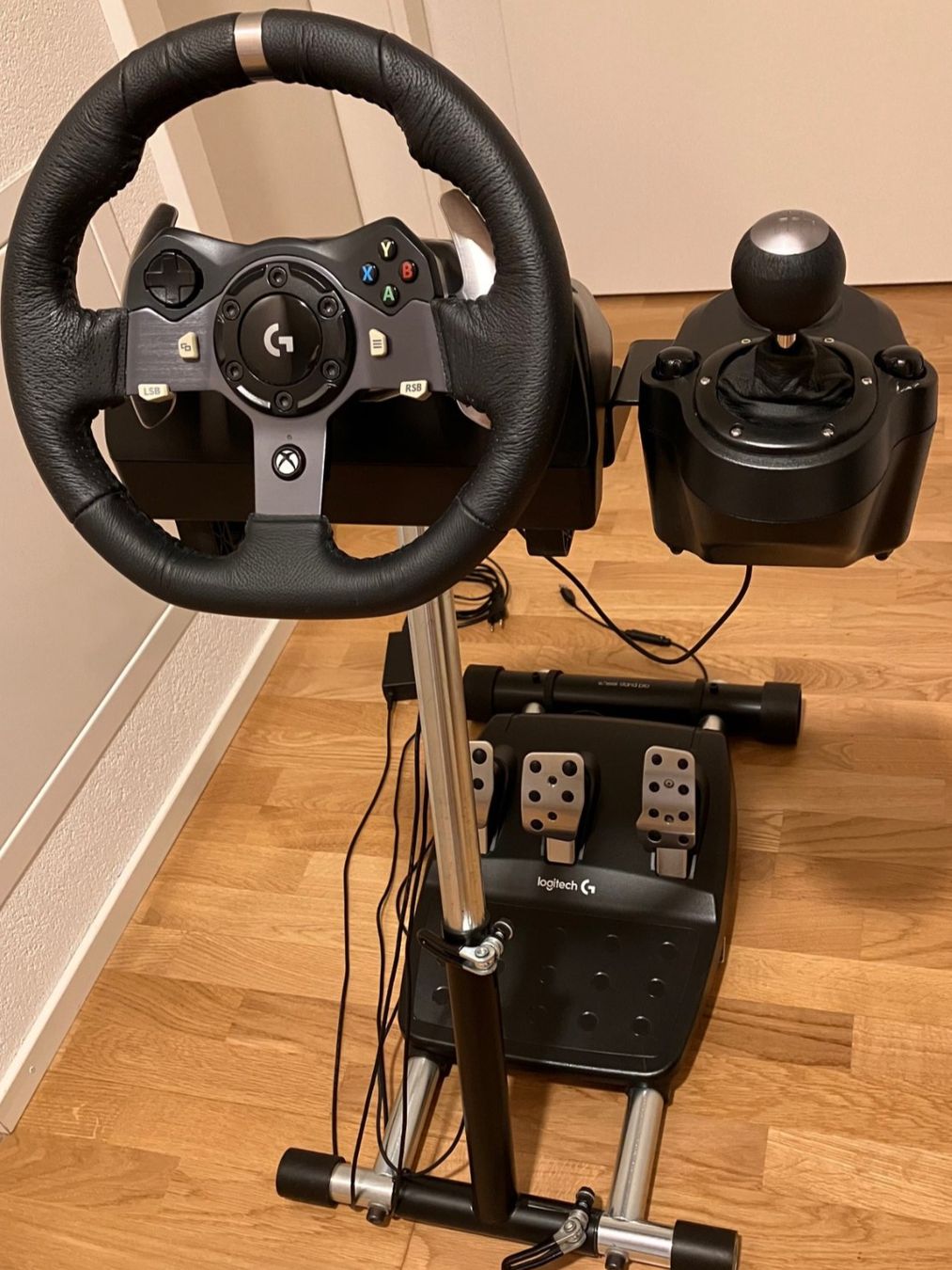 Logitech Controller: Logitech G920 + Shifter + Wheel Stand Pro – Usato da Abtwil SG venduto da k0n_xp9v