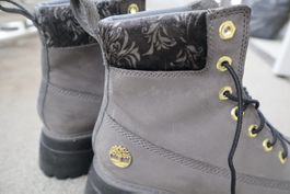 Bottes : printemps hivers Timberland presque neuf
