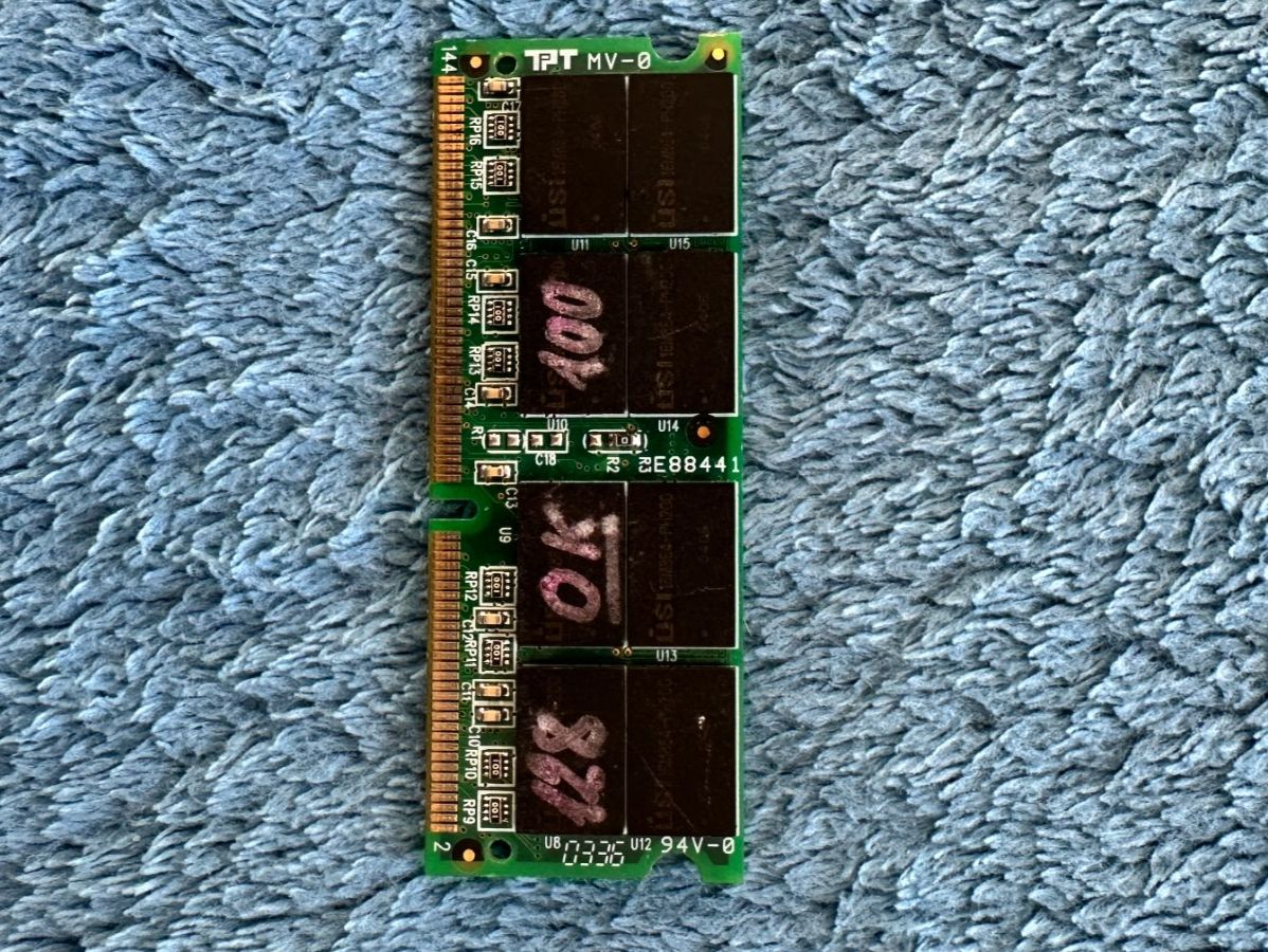 Memory / RAM: RAM PC100 128Mo SDRAM DIMM Vintage – Gebraucht aus Genève von AGBERG 3