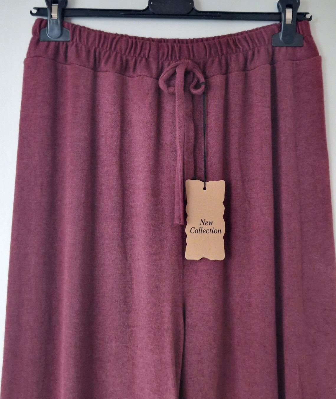 Lotti di vestiti: ENSEMBLE EN LAINE ET ANGORA  – Nuovo e nell'imballaggio originale da Camorino venduto da JPHANDMADE1 2