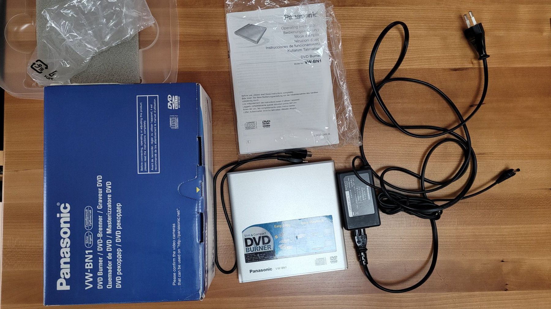 Panasonic Aufnahmegeräte: Panasonic DVD-Brenner VW-BN1 – Gebraucht aus Rorschacherberg von weinhalde 1