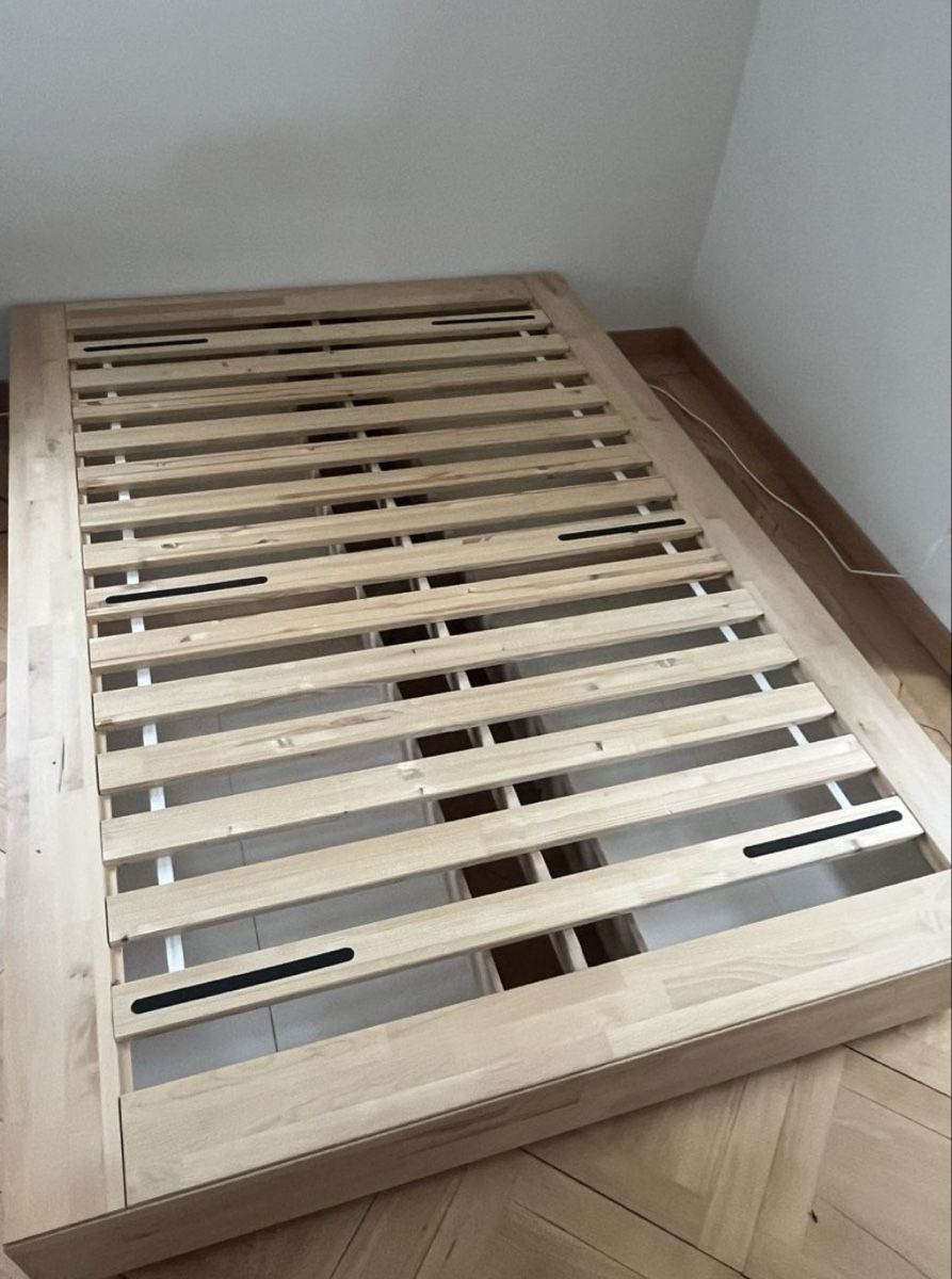 Ikea Letti: Ikea MANDAL Bett 140x200cm – Usato da Zürich venduto da lil_2zqw 3