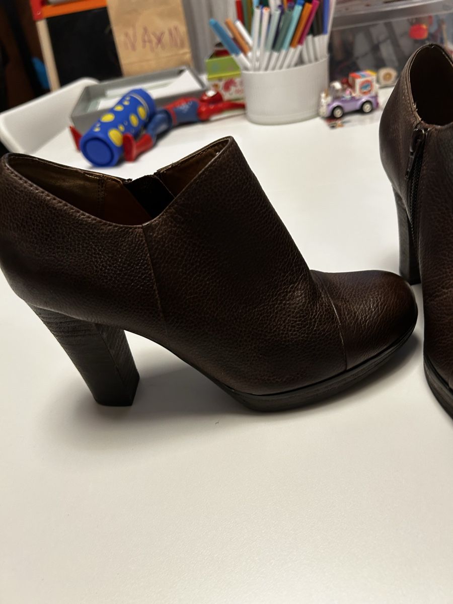 Navyboot Scarpe da donna: Bottines Navyboot cuir marron, 38 – Usato da Mont-sur-Rolle venduto da Rizzoalma 2