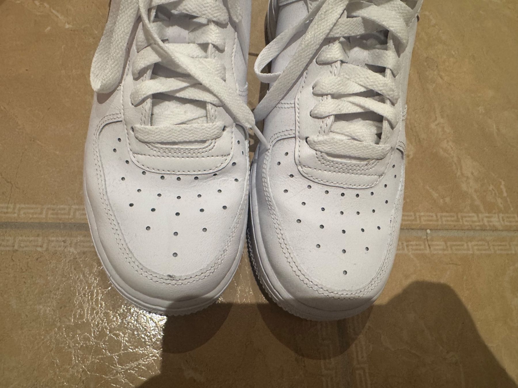 Nike Herrenschuhe: Nike Air Force 1 neue Sneakers, 40 – Neu und originalverpackt aus Klingnau von Markus14 1