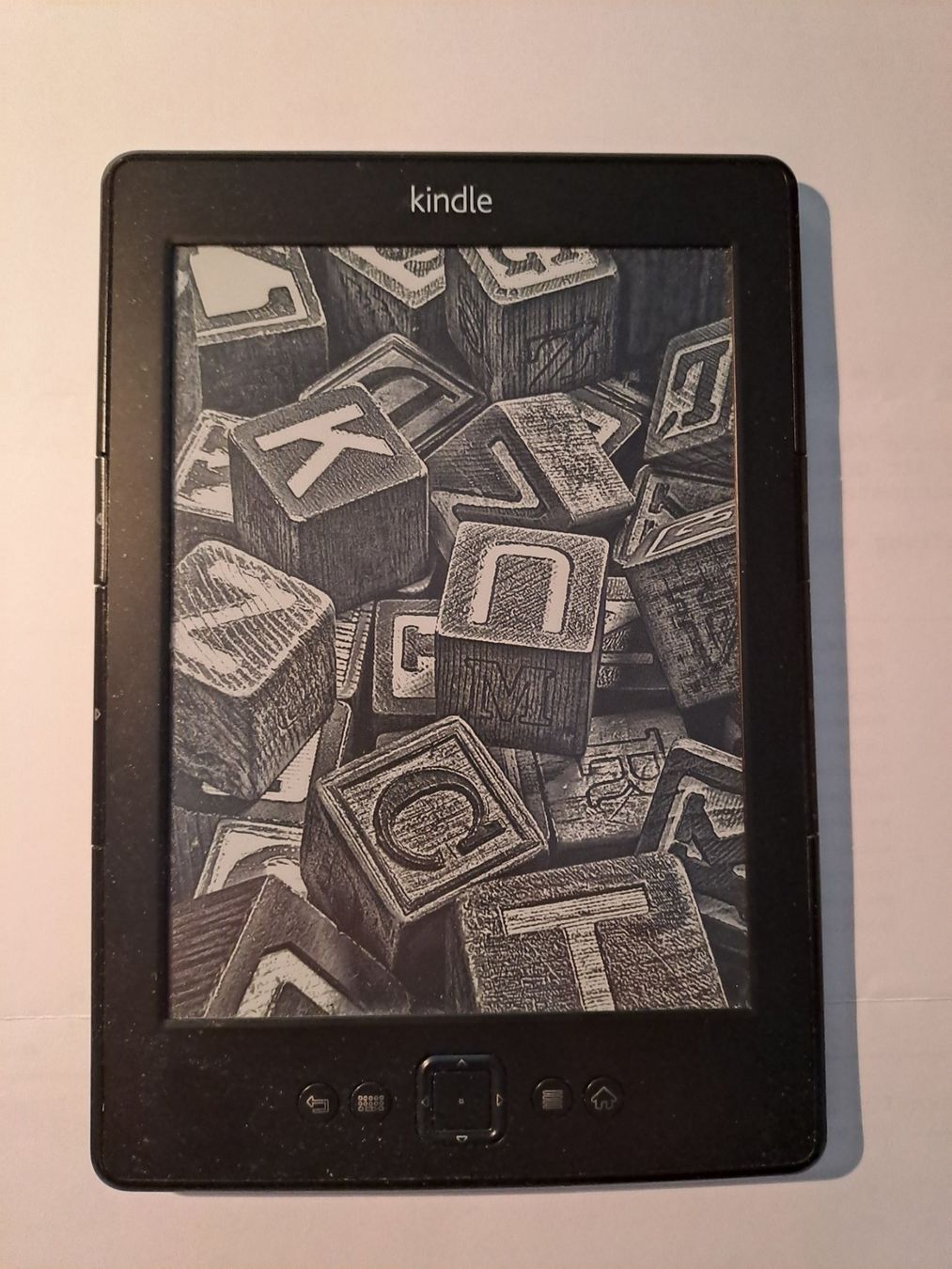 Amazon Tablet PC: Amazon Kindle 4th gen. D01100 – Usato da Stäfa venduto da Quad62