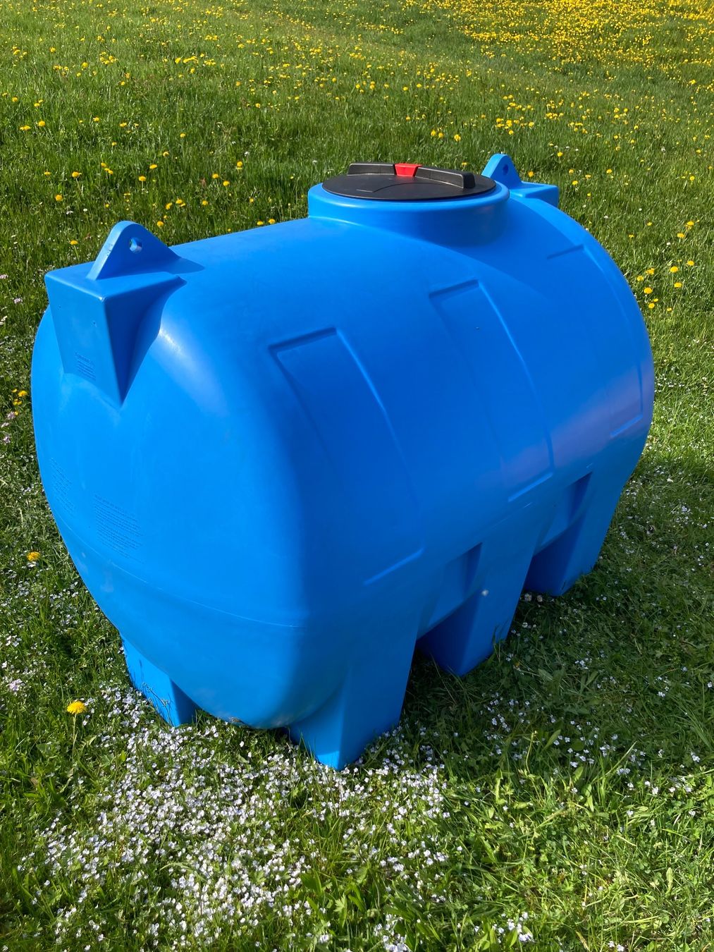 Abbeveratoi e trogoli: Wassertank 1500L aus Kunststoff mit UV Schutz – Nuovo e nell'imballaggio originale da Schüpfheim venduto da mech-shop
