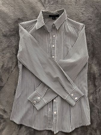 Chemise rayée taille S, chic et élégante