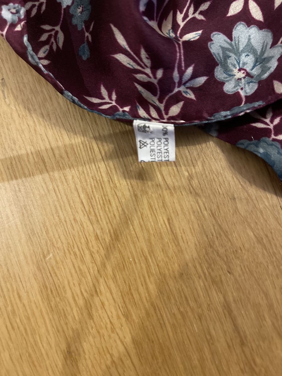 Foulard & Sciarpe: Schal – Nuovo (secondo la descrizione) da Birmensdorf ZH venduto da irina61 1