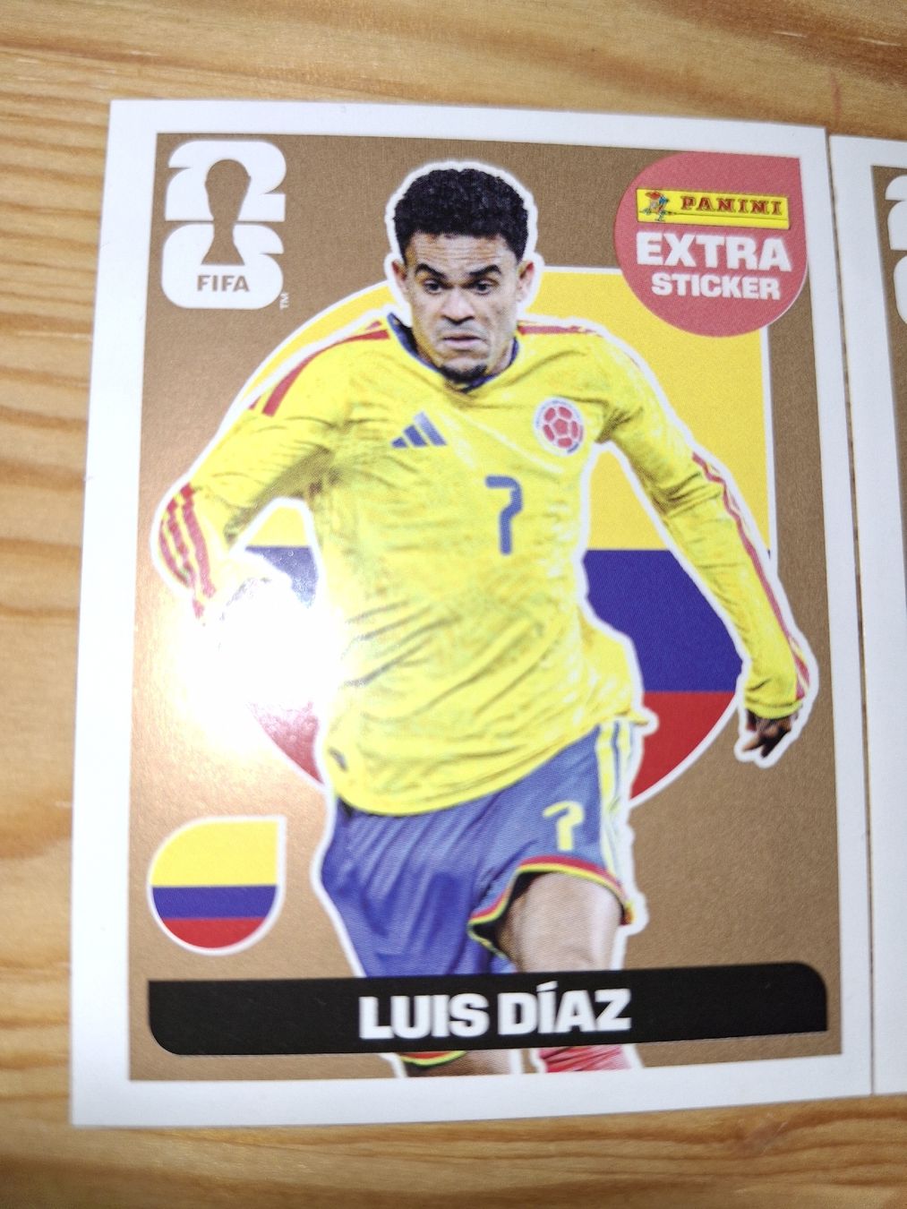 Panini Carte collezionabili: Panini FIFA Extra Sticker Vinicius Jr Gold – Nuovo e nell'imballaggio originale da Herzogenbuchsee venduto da marisav176 1