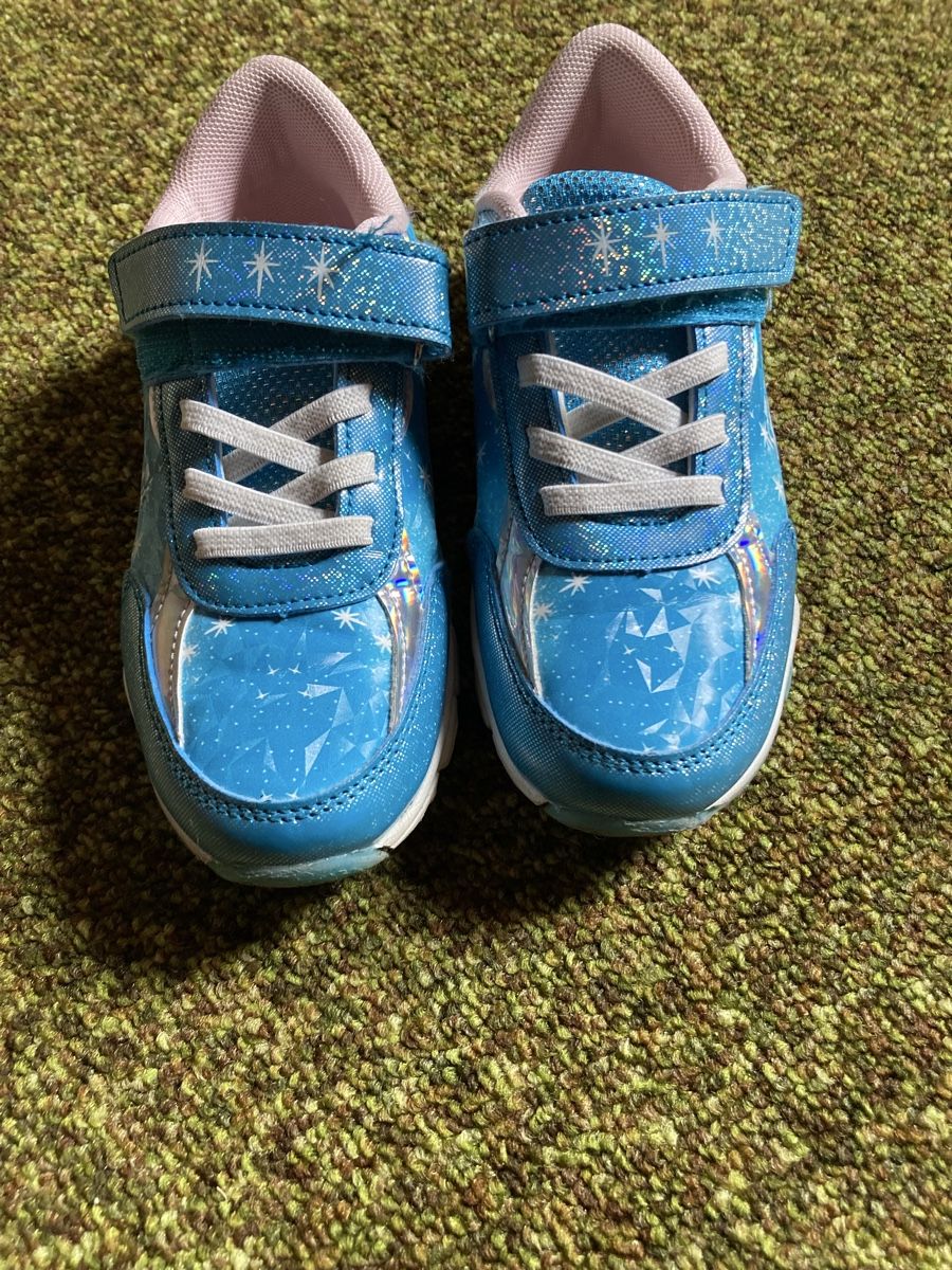 Dosenbach Chaussures filles: Turnschuhe Frozen – Neuf (Voir description) à Gränichen par Santos9