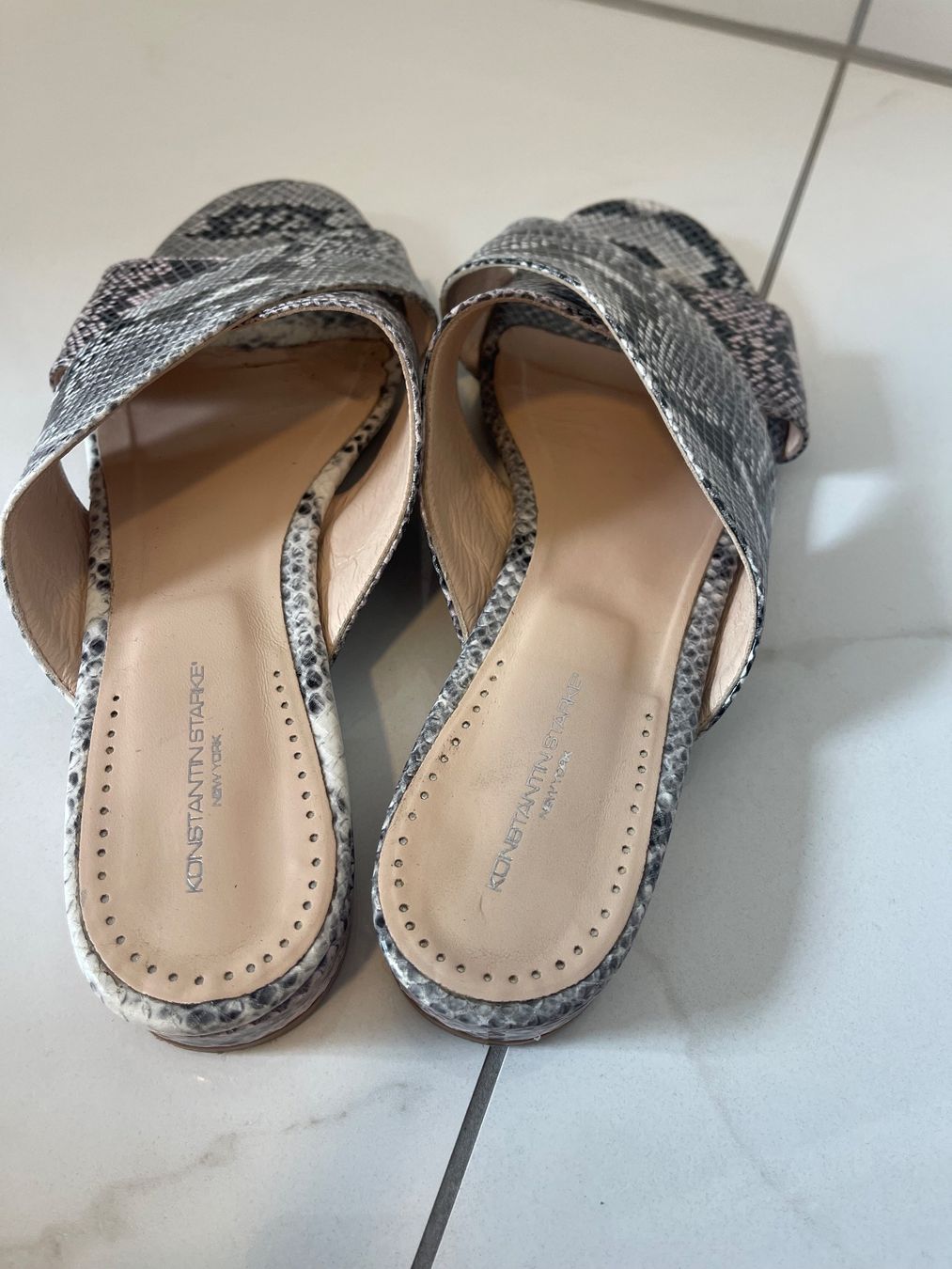 Scarpe da donna: Pantolette in Schlangenoptik in Grösse 43 – Usato da Zizers venduto da sarah_1987 4