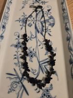 Elegante Statement-Kette mit Samt-Rosen, schwarz, neuwertig!