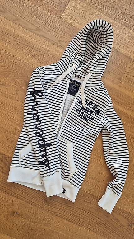 Superdry Giacche: Superdry Sweatjacke – Usato da Feusisberg venduto da cts_55rn