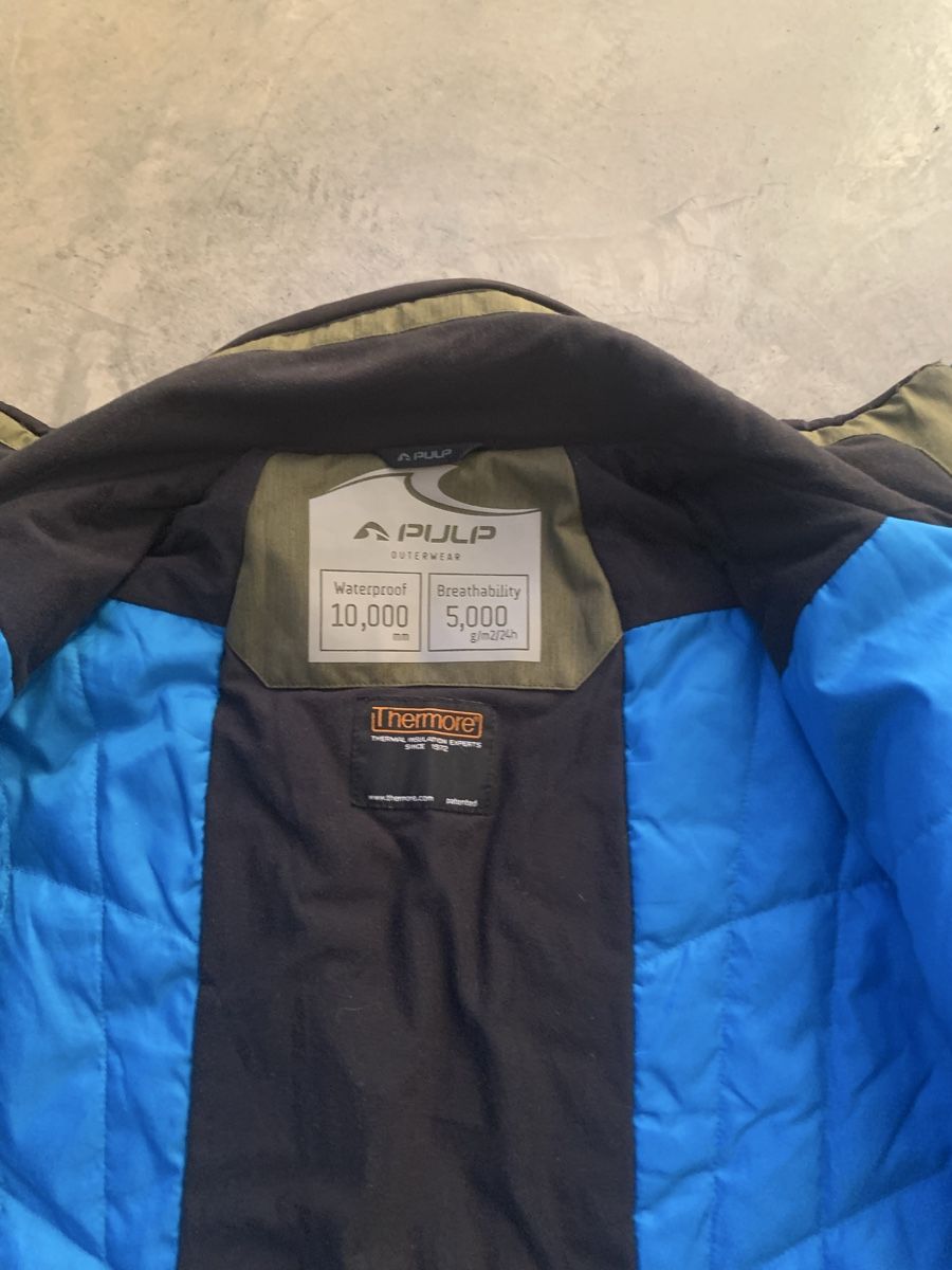 Completi: APULP Skijacke & Skihose, Gr. M – Usato da Sargans venduto da Rohan12 3