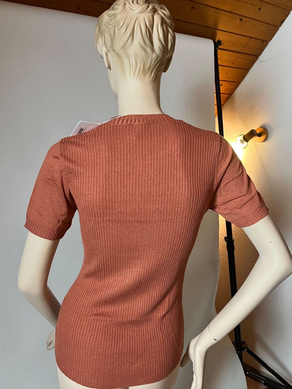 Maglioni & Felpe: WOLFORD Cashmere Kurzarmpullover, Grösse S, Farbe Bronze – Nuovo e nell'imballaggio originale da Rudolfstetten venduto da gst_g7xl 2