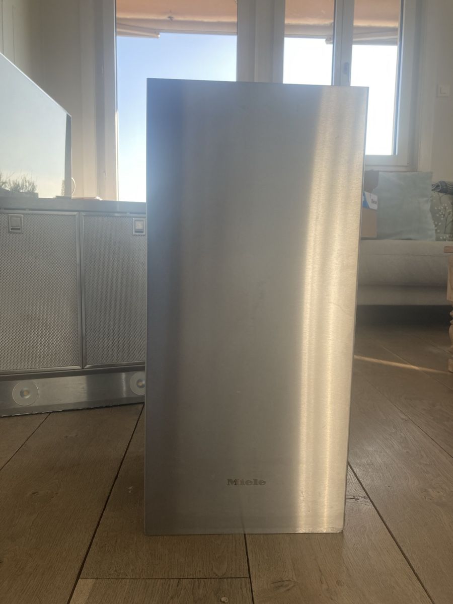 Miele Dampfabzug: Miele Dampfabzug – Gebraucht aus Chur von  2