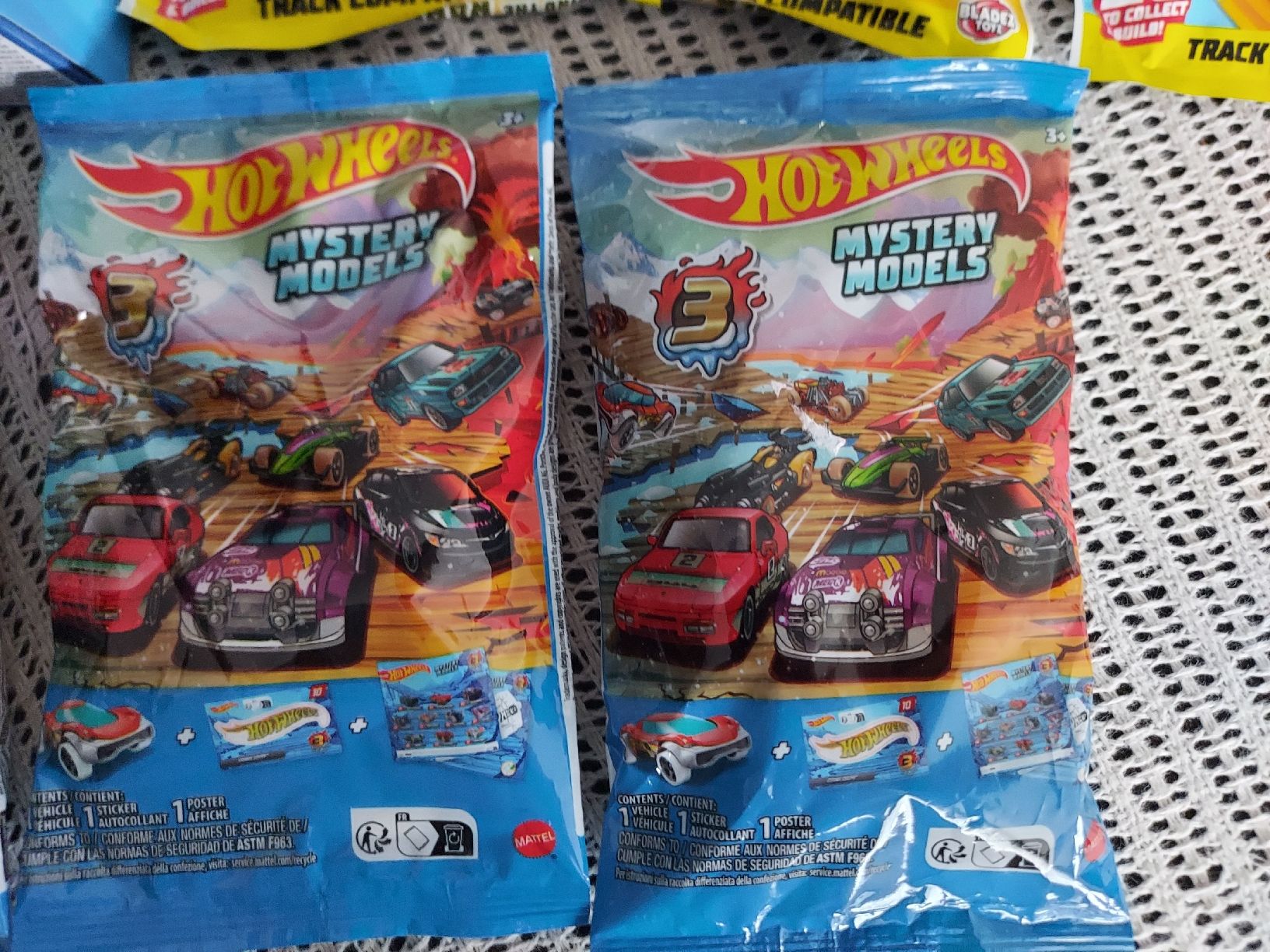 Hot Wheels Modellini d'auto: Hot wheels Set NEU – Nuovo e nell'imballaggio originale da Altishofen venduto da tammy05 2