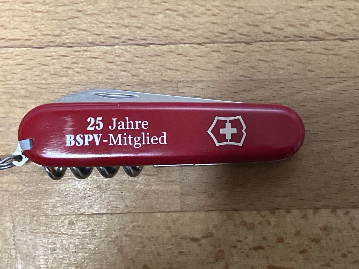 Victorinox Coltelli tascabile: Victorinox Offiziersmesser – Usato da Erlenbach im Simmental! venduto da Simmentaler-Perlen