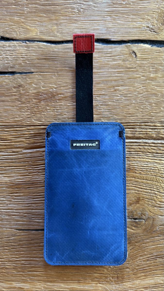 Freitag Borse: Freitag Smartphone Case – Nuovo (secondo la descrizione) da Zürich venduto da eli_t8nw