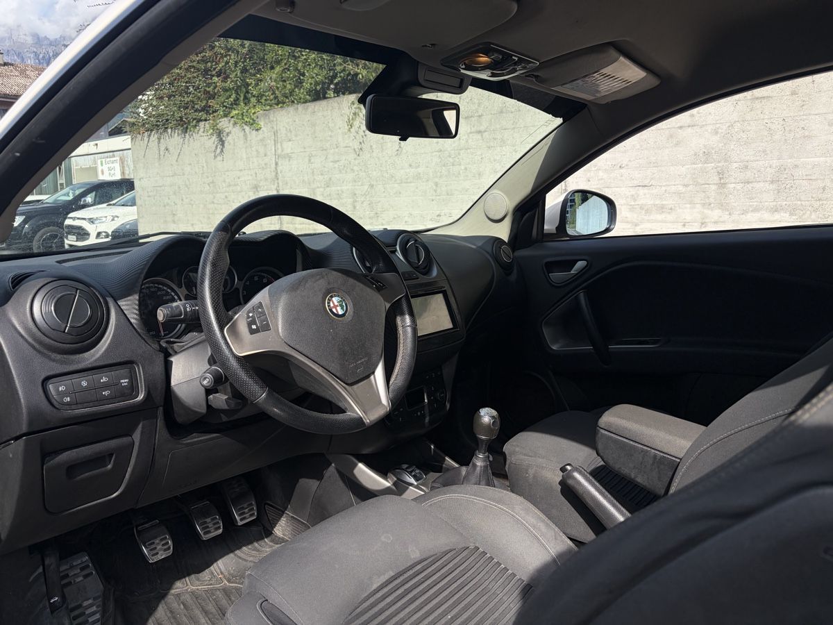 Alfa Romeo Autos: Alfa Romeo MiTo weiss – D'occasion à Flums par RehanEssar 5