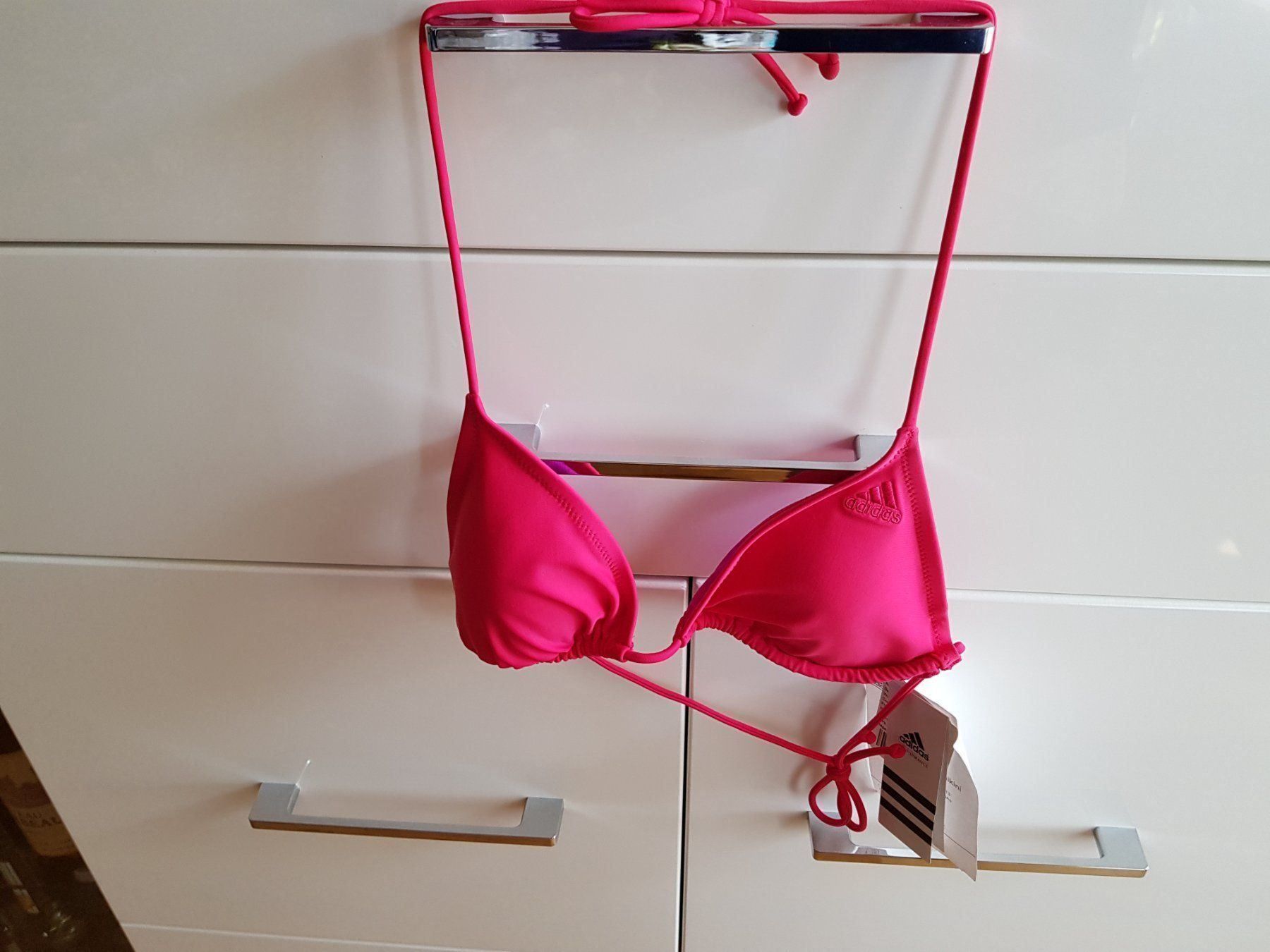 Top: Adidas Bikini top Neu Gr:36 – Nuovo e nell'imballaggio originale da Morens FR venduto da Kiscica 2