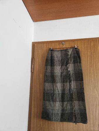 Jupe  portefeuille MaxMara  carreaux laine et soie T38