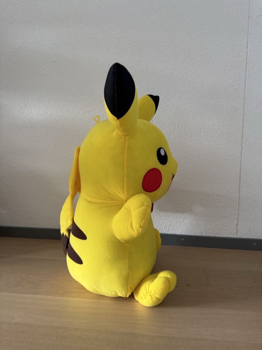 Pokémon Giocattoli: Pikachu Plüschtier (NEU) – Nuovo (secondo la descrizione) da Dübendorf venduto da LeoneDelPiero 1