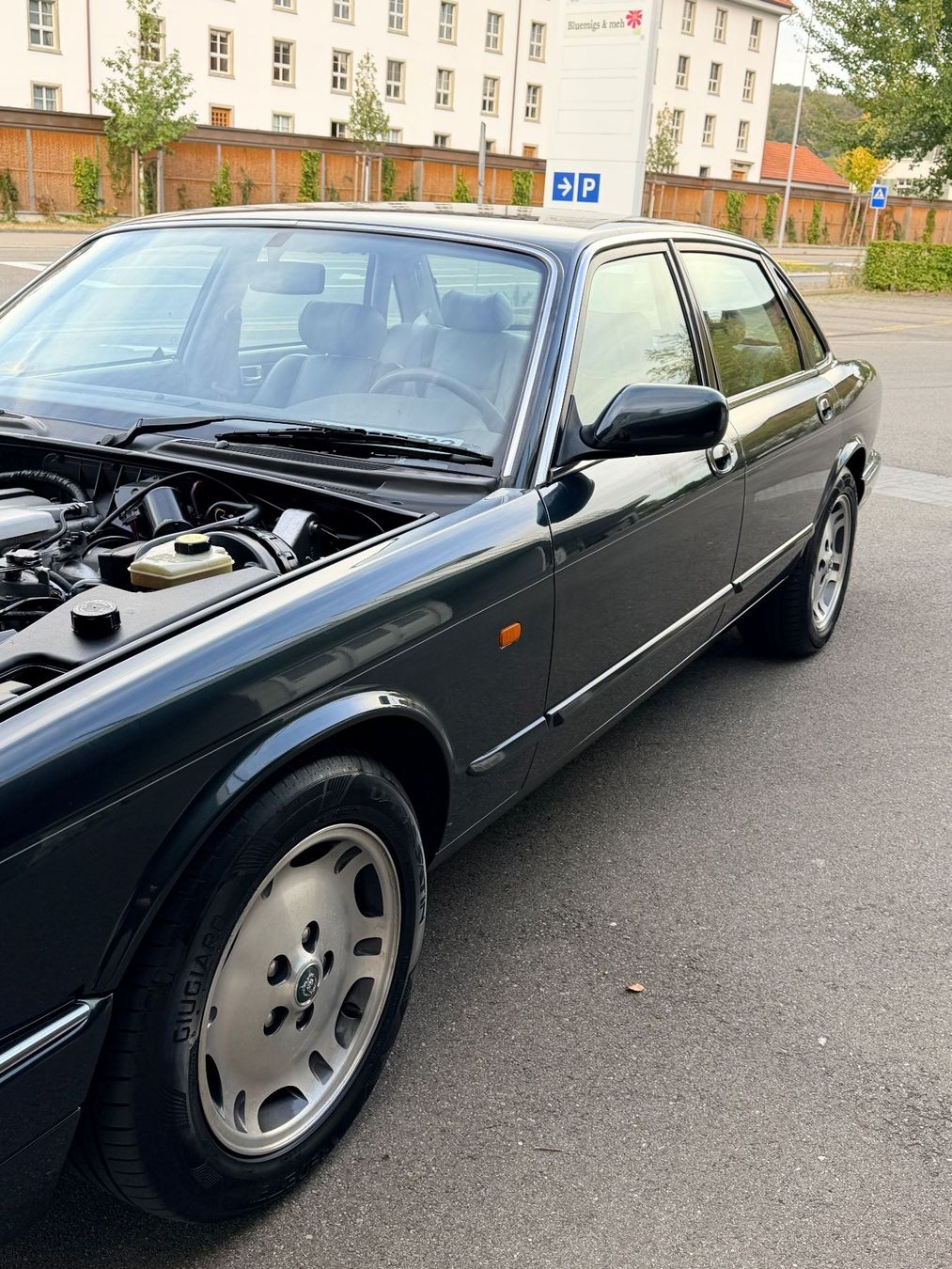 Jaguar Automobili: JAGUAR XJ6 3.2 – Usato da Kollbrunn venduto da baj_zt6g 6