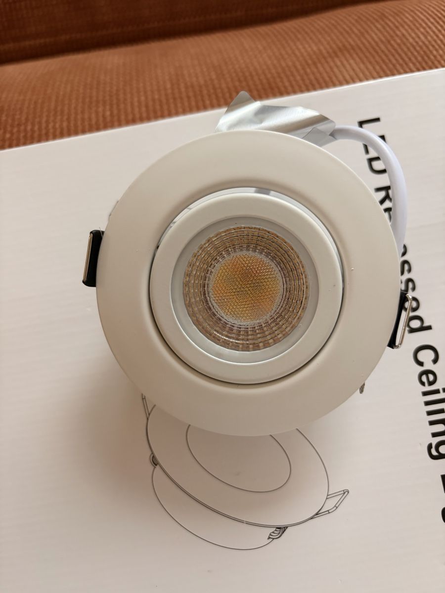 Lampadari & plafoniere: LED Recessed Ceiling Light C045 D 6W Adjustable Color – Nuovo e nell'imballaggio originale da Horgen venduto da ana_hz7v 1