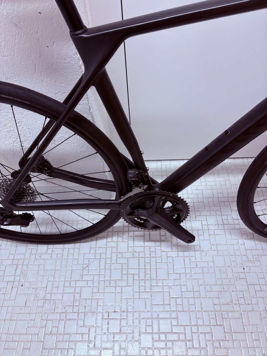 Canyon Velos: Canyon endurace CF 8 Di2 black medium 56cm – Gebraucht aus Zürich von gva_r9gs 4