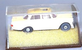 1 MERCEDES 190 SKL LIMUSINE AUS BASELLAND  MODELLAUTO1:87