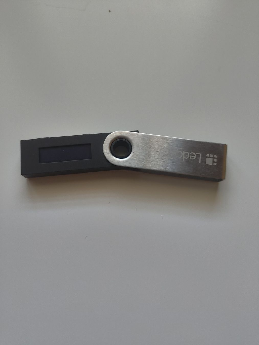 Brieftaschen: Ledger Nano S - crypto hardware wallet – Gebraucht aus Allenwinden von GlobalPotato 2