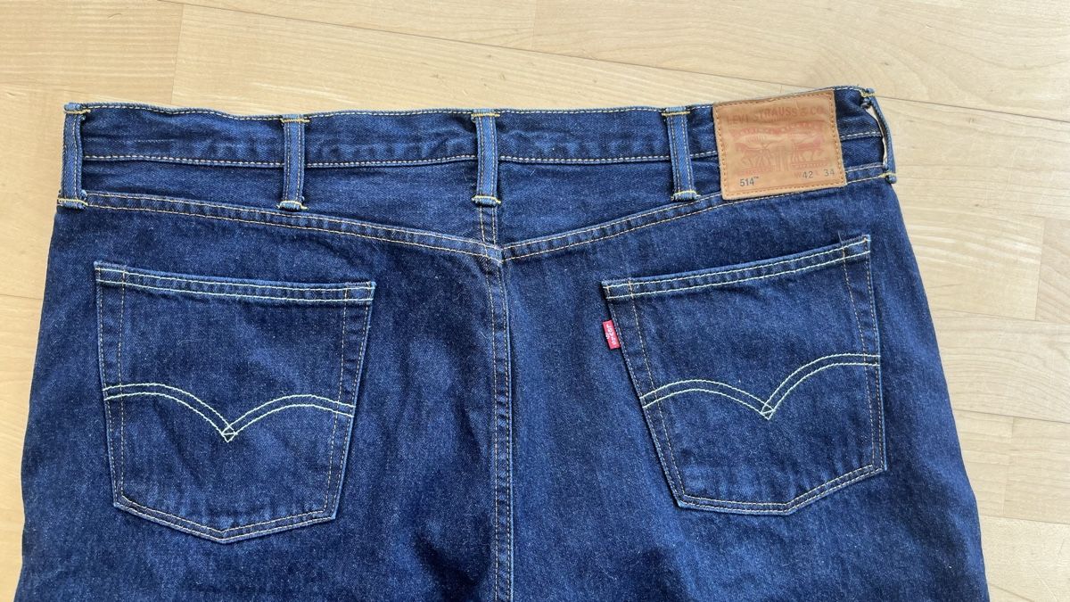 Levi's Jeans: Levi's 514 Jeans dunkelblau Grösse 42/34 – Usato da Liestal venduto da JamesWith43 4