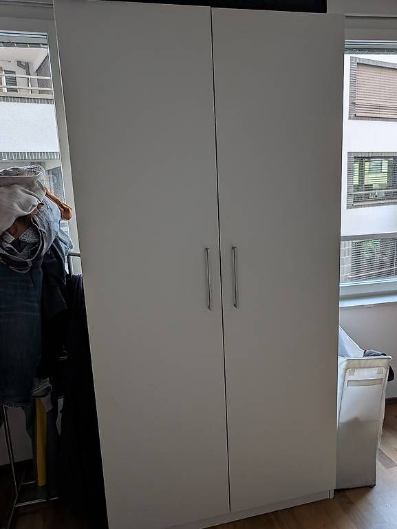 Armadi: PAX weiss Ikea Schrank – Usato da Zürich venduto da joana_p 1