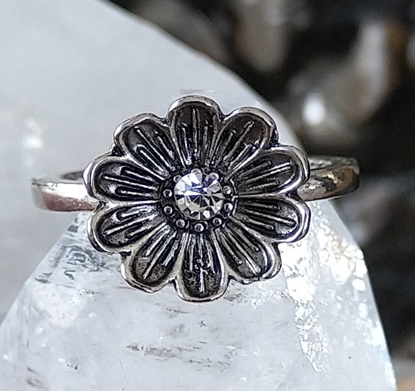 Anelli: MARGERITE BLUMEN RING IN 925 SILBER – Usato da Romanshorn venduto da BoutiqueA