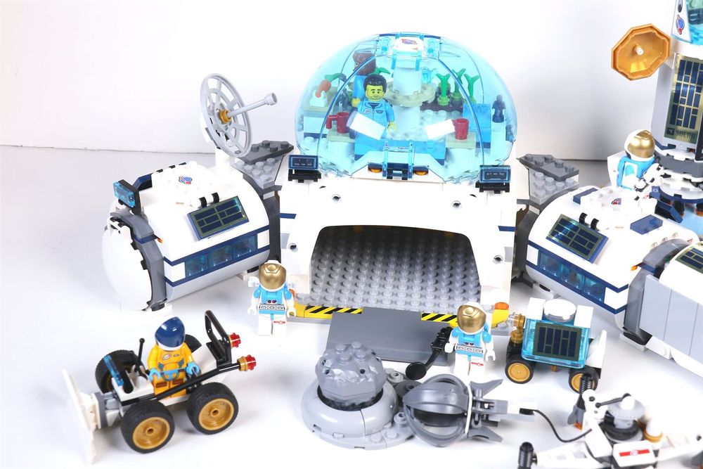 LEGO City 60350 Lunar Research Base | Kaufen auf Ricardo