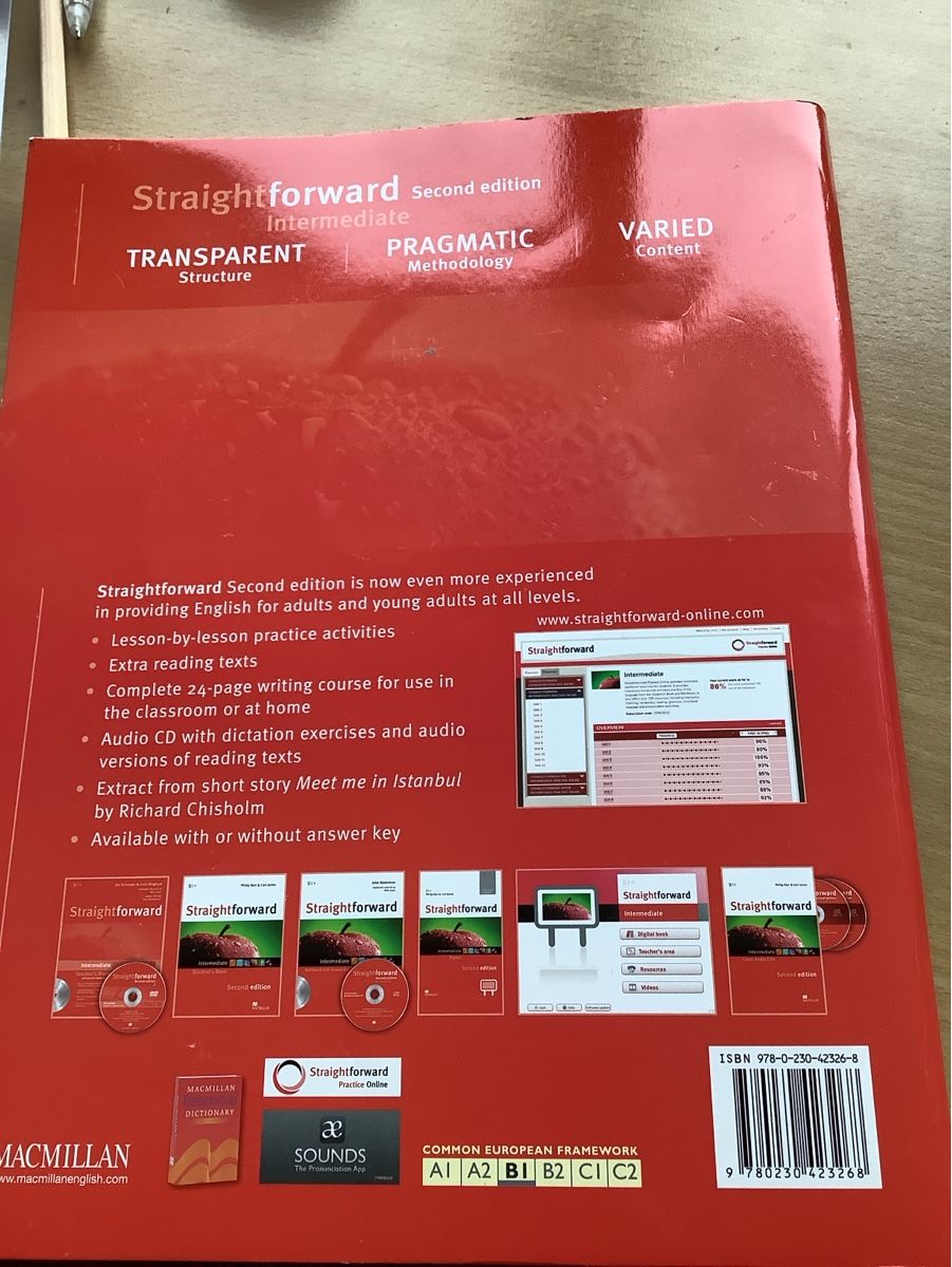 Libri: Straightforward Intermediate Workbook Second Edition – Usato da Saas-Balen venduto da kircin 1